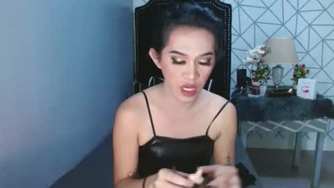 lustress_katalina69 online show from April 2, 1:57 am