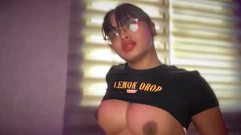 KEISHA  -  DONT FORGET TO FOLLOW ME AND GIVE ME THUMBS UP 3 online show from March 18, 12:49 am