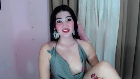 lustyseraphina online show from February 16, 4:54 am