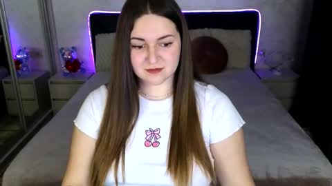 lux_lizz online show from March 5, 11:03 pm