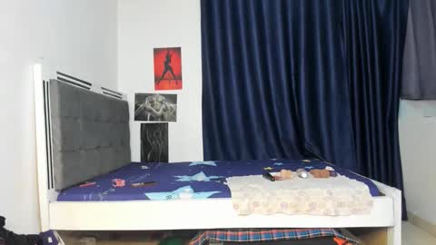 luxedollxoxoo online show from April 14, 9:29 pm