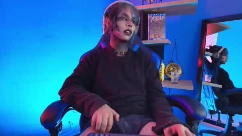 Luxiel 3 online show from February 25, 10:46 pm