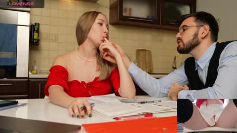 Becky and Andy online show from December 8, 6:17 pm