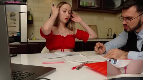 Becky and Andy online show from December 2, 5:54 pm