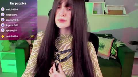 Snapshot of luxrayi chatting on March 3, 12:04 am Ray online show from March 3, 12:04 am