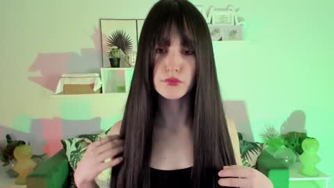 Snapshot of luxrayi chatting on February 2, 5:59 pm Ray online show from February 2, 5:59 pm