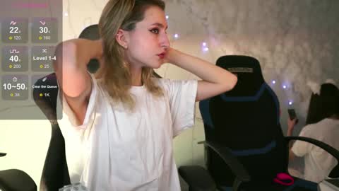 Snapshot of luxrayi chatting on January 19, 3:53 pm Ray online show from January 19, 3:53 pm