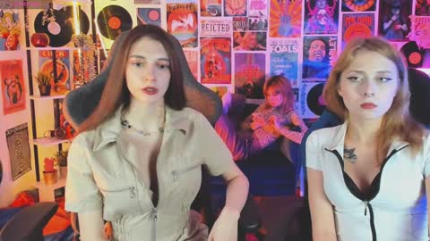 Snapshot of luxrayi chatting on January 21, 6:02 pm Ray online show from January 21, 6:02 pm