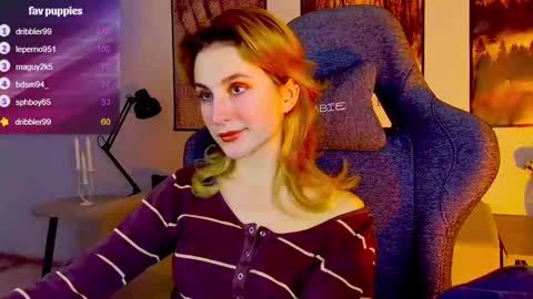 Snapshot of luxrayi chatting on February 26, 9:09 pm Ray online show from February 26, 9:09 pm