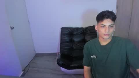 luxrx online show from June 3, 6:46 pm