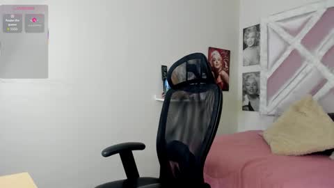 Lux online show from March 5, 1:09 pm