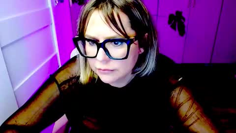 Diana online show from March 5, 4:49 pm