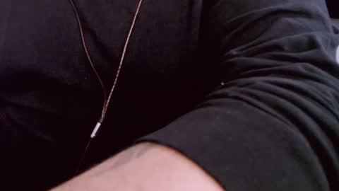 Snapshot of lvcifer_ chatting on February 26, 9:12 am ayoo online show from February 26, 9:12 am