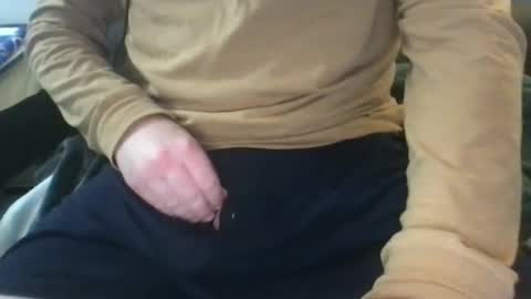 lvernon805 online show from March 6, 7:36 am