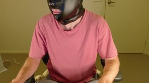 lxgxnd99 online show from April 24, 2:41 pm