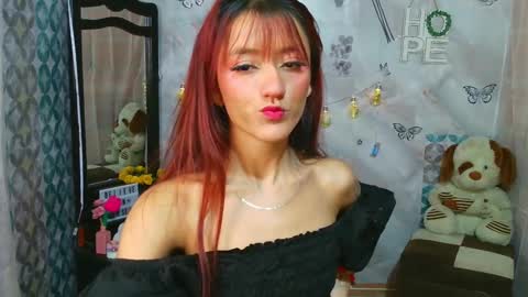 Snapshot of lya_ch chatting on January 24, 11:02 pm Call me Lia  online show from January 24, 11:02 pm