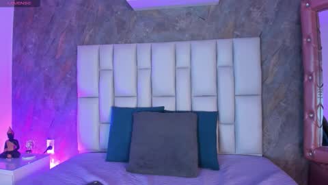 lya online show from March 27, 3:01 am