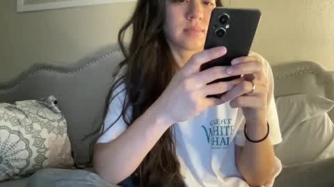 Olivia online show from January 23, 8:24 pm