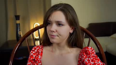 hi im Lyle online show from March 6, 5:14 am