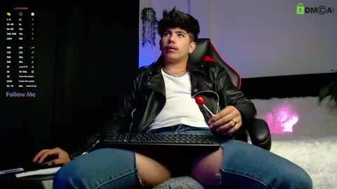 Lyle Bennett Freelance Model online show from September 13, 12:40 pm