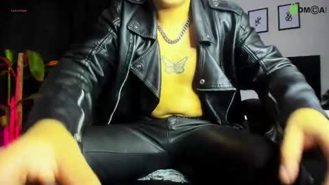 Lyle Bennett Freelance Model online show from June 4, 12:33 pm