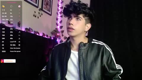 Lyle Bennett Freelance Model online show from January 23, 10:11 am