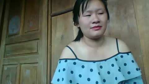 Snapshot of lylymai chatting on October 23, 8:49 am lylymai online show from October 23, 8:49 am