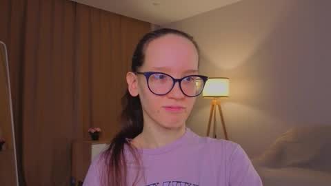 Sara online show from March 2, 4:14 pm