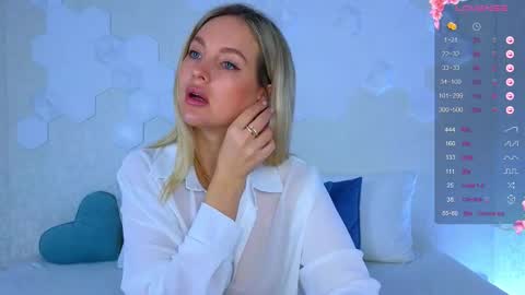 Lana online show from October 20, 3:00 am