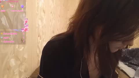 Lynn online show from March 12, 5:49 pm