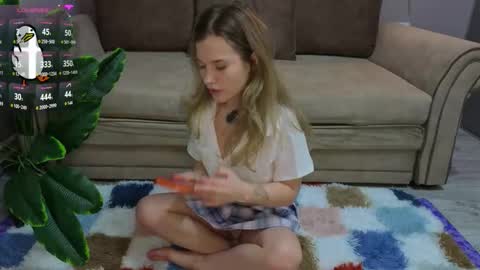 Lynn online show from March 9, 5:50 pm