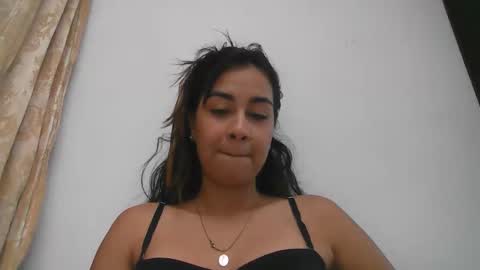 lyzzi smith online show from April 14, 9:51 pm