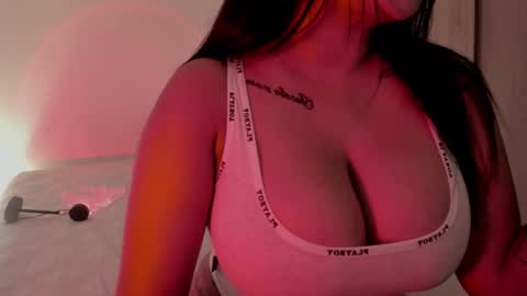 Emilia  online show from March 11, 6:22 pm