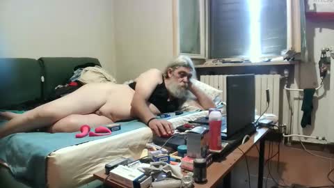 maax1970 online show from September 13, 9:45 am