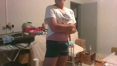 MACHOLIVRE online show from February 6, 9:35 am