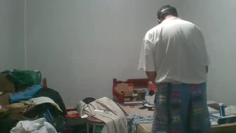 MACHOLIVRE online show from March 1, 7:30 am