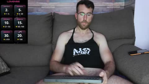 Snapshot of machohiberiko chatting on October 17, 8:57 pm Jota online show from October 17, 8:57 pm