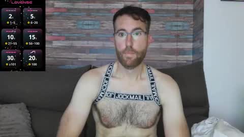 Snapshot of machohiberiko chatting on October 8, 5:30 pm Jota online show from October 8, 5:30 pm