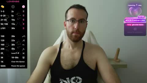 Snapshot of machohiberiko chatting on February 9, 11:25 am Jota online show from February 9, 11:25 am