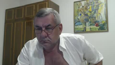 Macho online show from November 23, 9:02 pm