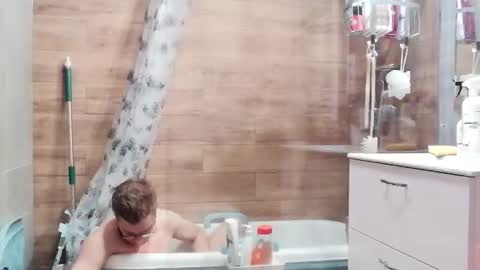 maciej1986 online show from February 10, 7:28 pm