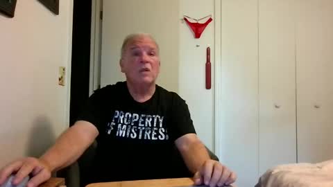 mackdocc001 online show from May 6, 4:13 pm