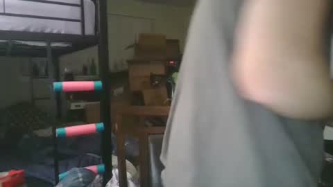 Snapshot of mackhere4u chatting on October 28, 3:40 am mackhere4u online show from October 28, 3:40 am