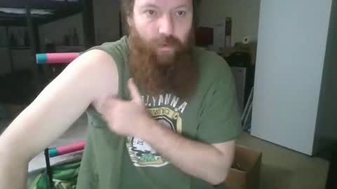 Snapshot of mackhere4u chatting on February 3, 4:57 am mackhere4u online show from February 3, 4:57 am