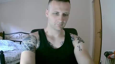 MacMillan69 online show from May 7, 10:44 am