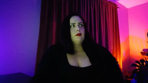 Miss Morticia online show from December 21, 1:04 am