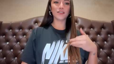 Alison Kloss online show from January 18, 11:14 pm