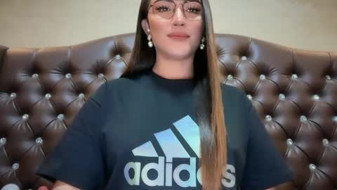 Alison Kloss online show from April 21, 3:35 am