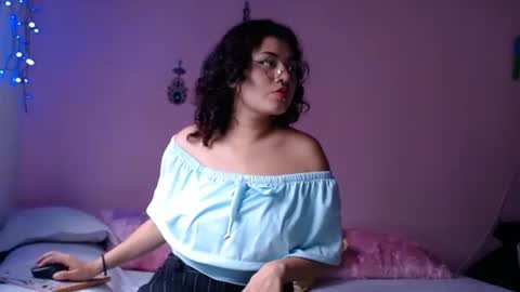 Maddy  online show from February 24, 8:14 pm