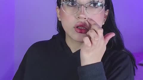   Please followme and rate me your thumbs up online show from December 5, 7:44 pm